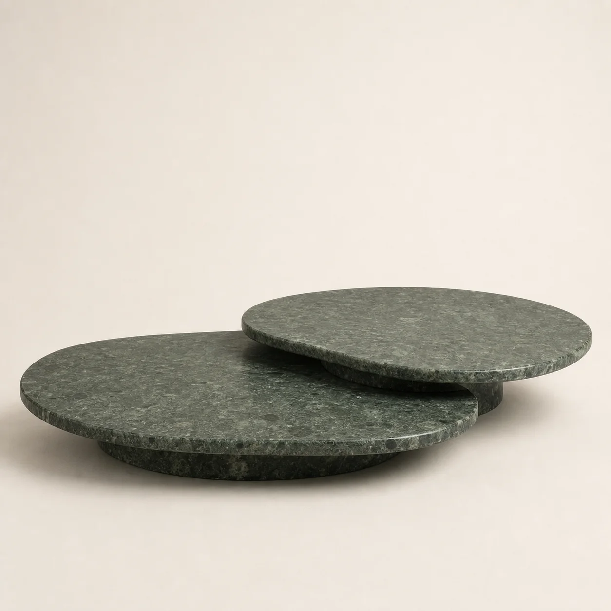 Pebble Green Stone Table ضمن تصور أثاث فندقي من BSA Trading