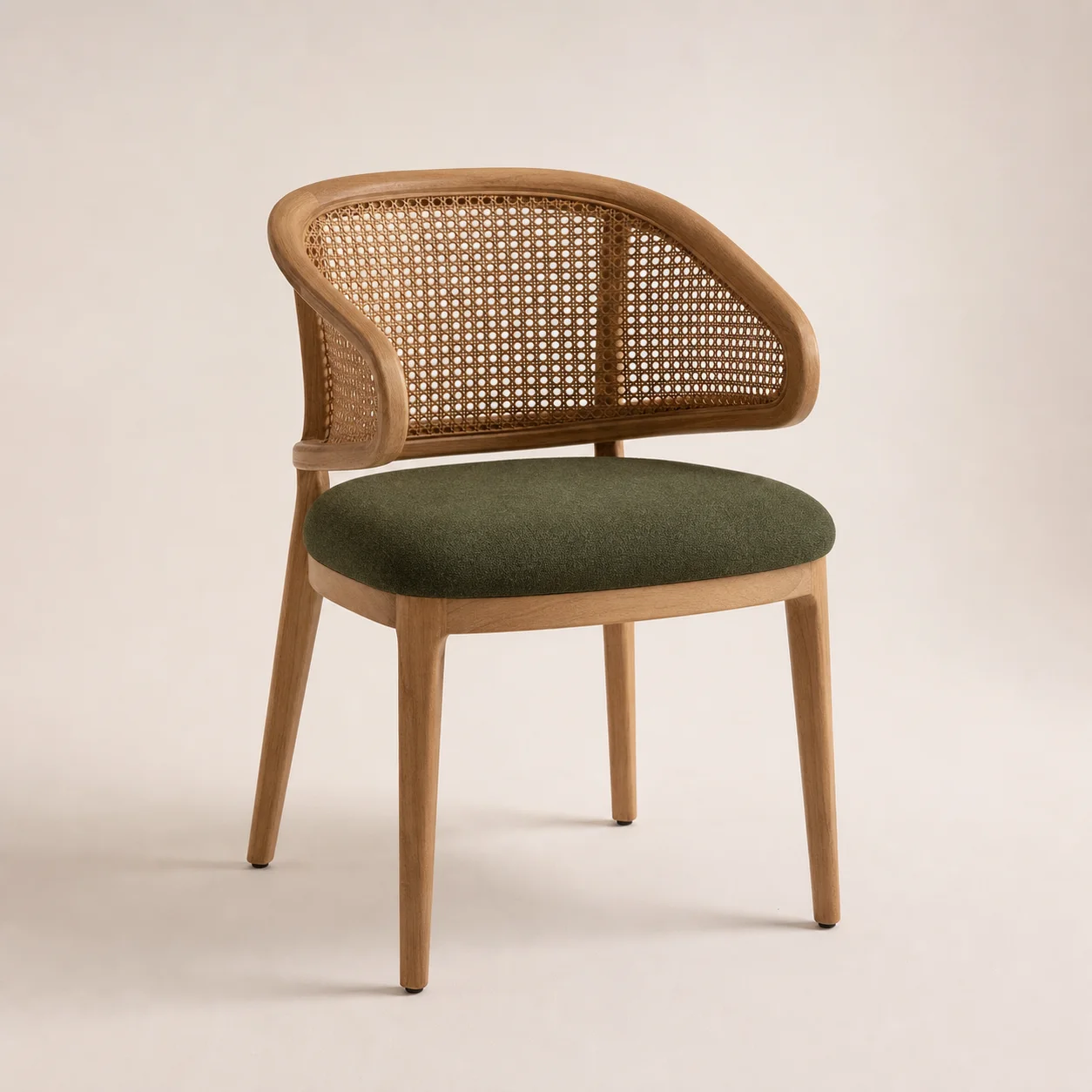 Reed Dining Chair ضمن تصور أثاث فندقي من BSA Trading