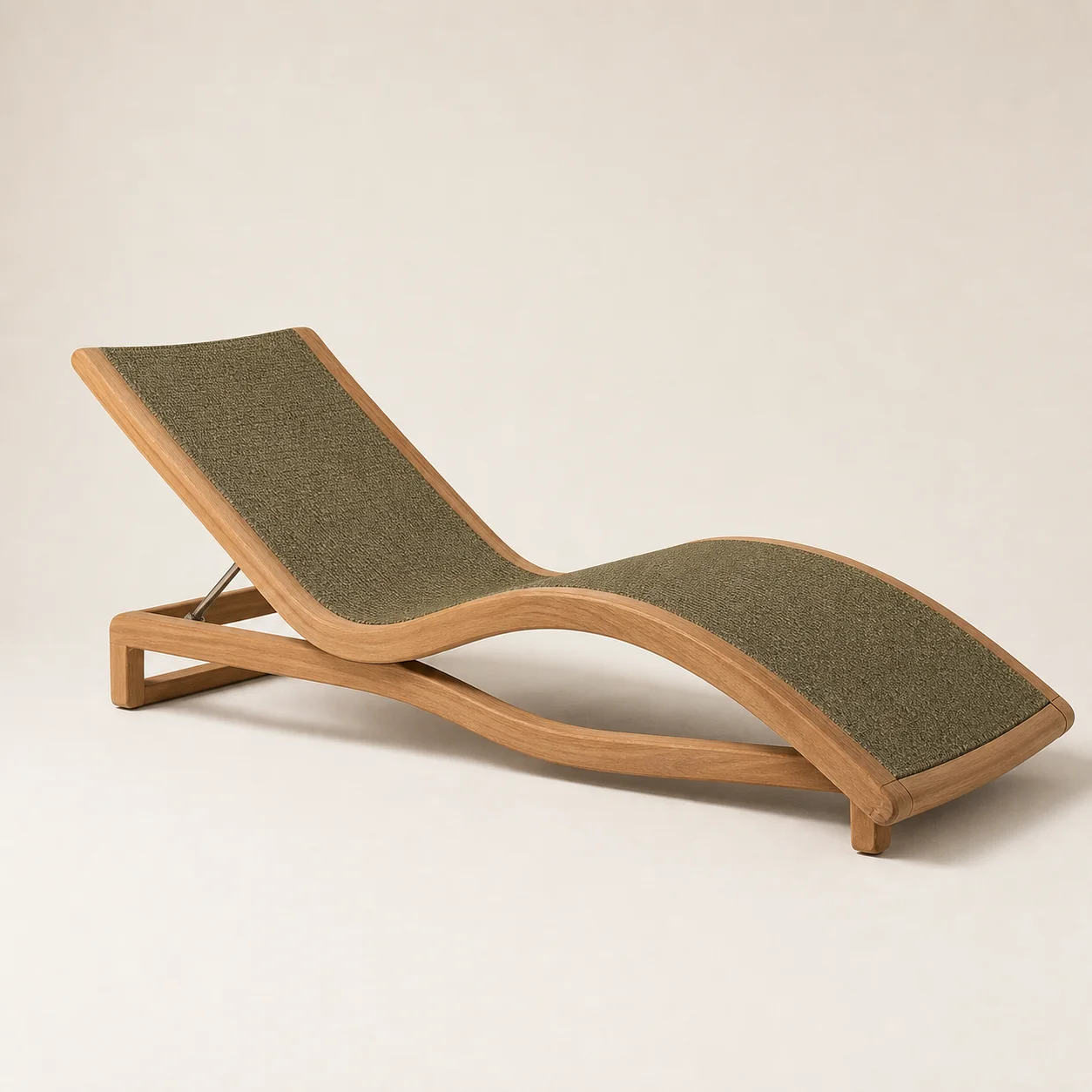 Tidal Teak Chaise ضمن تصور أثاث فندقي من BSA Trading